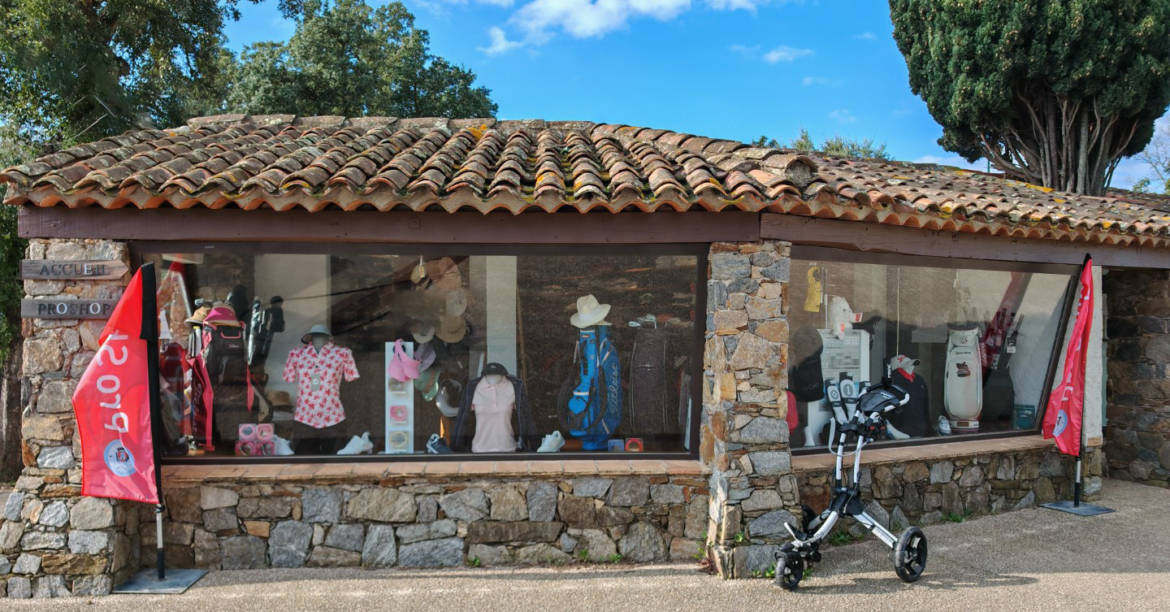 proshop-golf-de-beauvallon-2-Grande-1.jpg